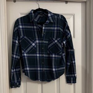 Forever 21 Green and Blue Plaid cropped flannel